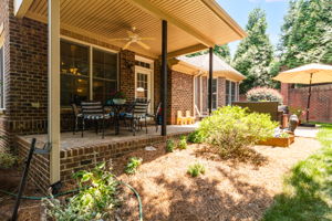 1303 Westridge Forest Ct-38