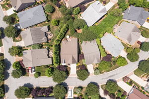 1303 Westridge Forest Ct-45