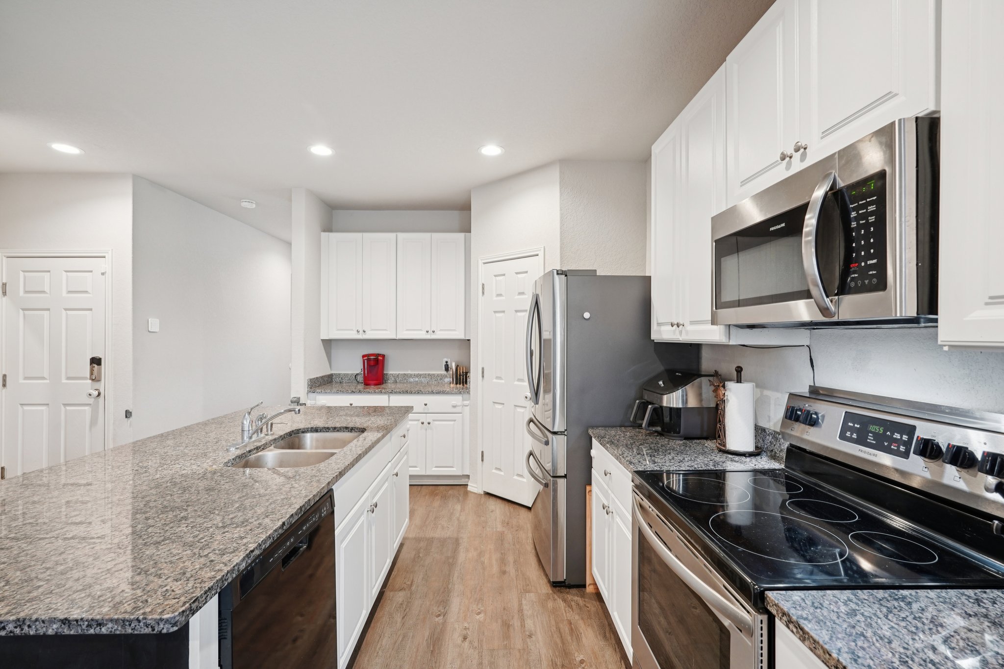 Heathers Reef-S0701-016.jpg