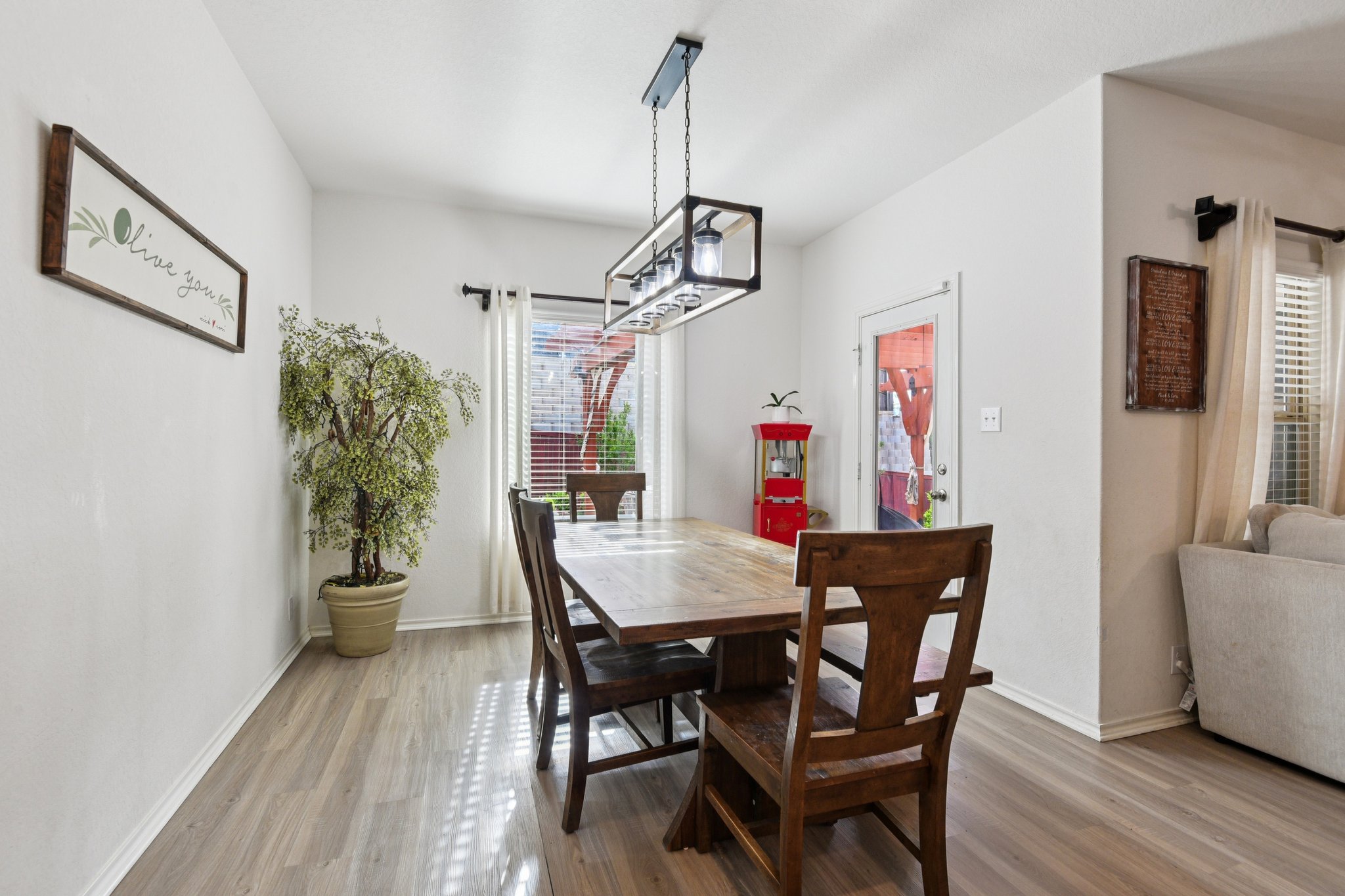 Vista Holw-S2403-012.jpg