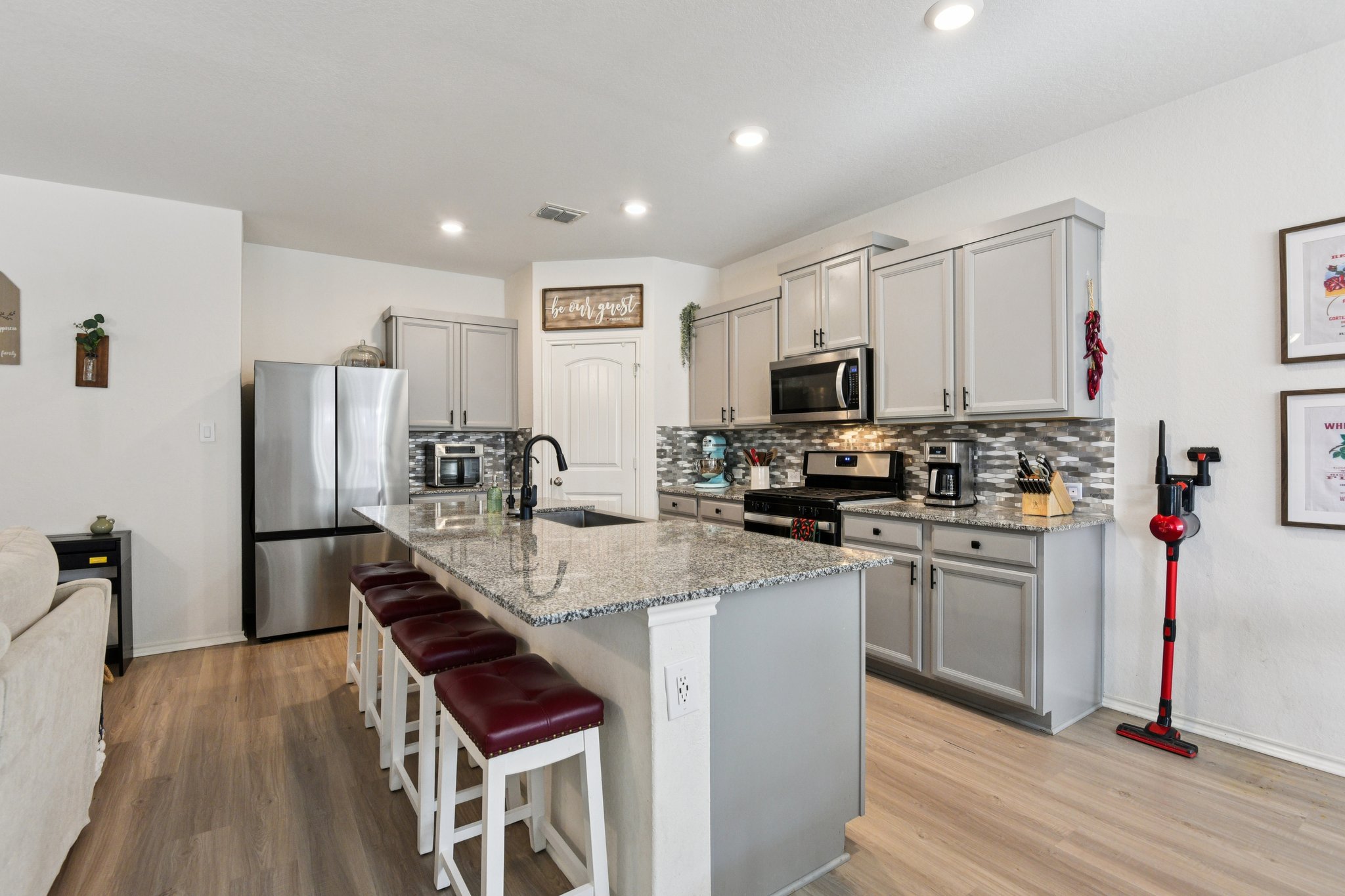 Vista Holw-S2403-017.jpg