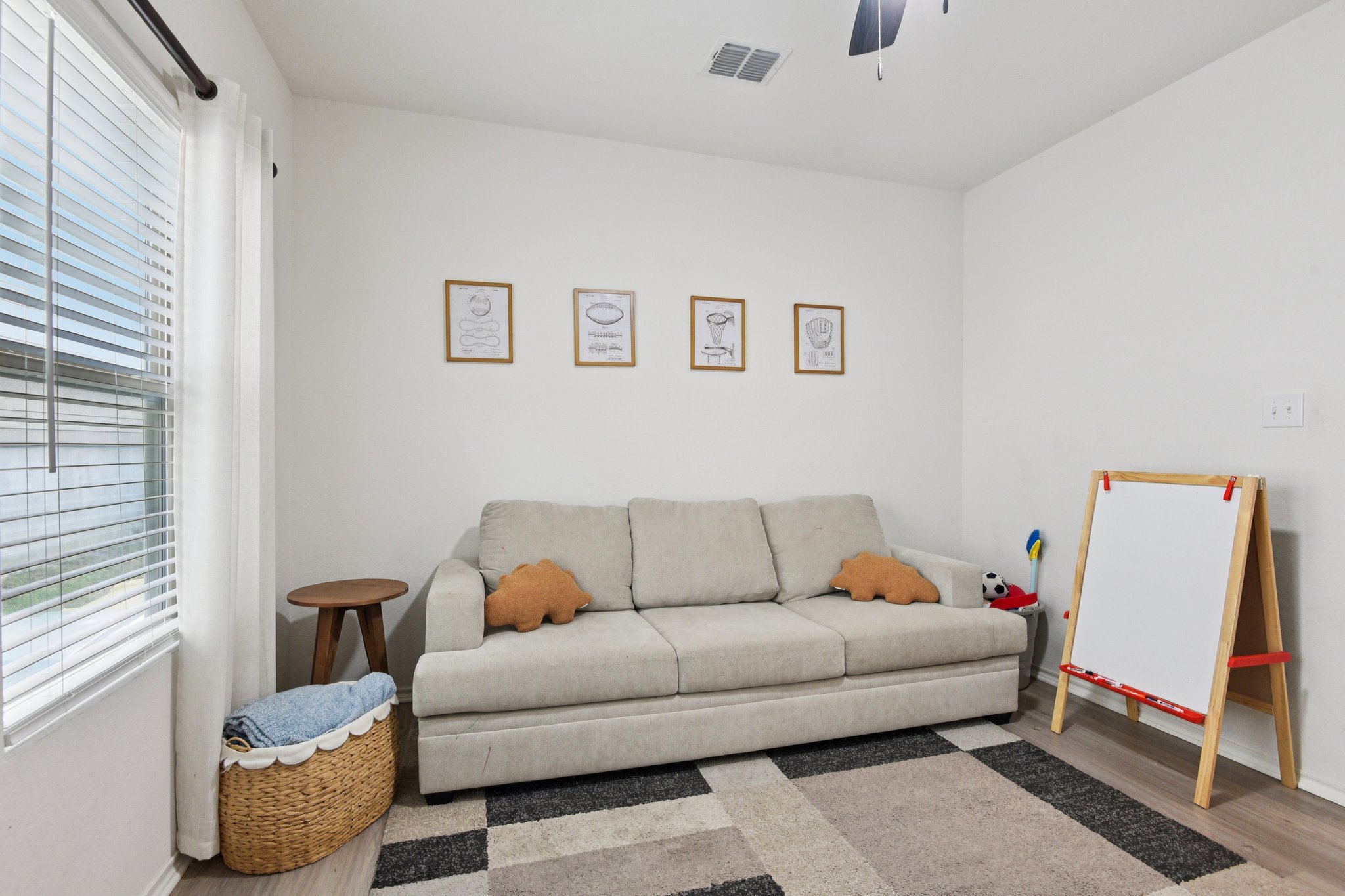 Vista Holw-S2403-030.jpg