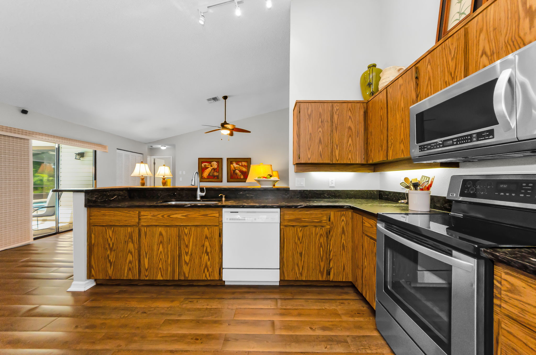 Kitchen 1
