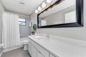 Bathroom 2a