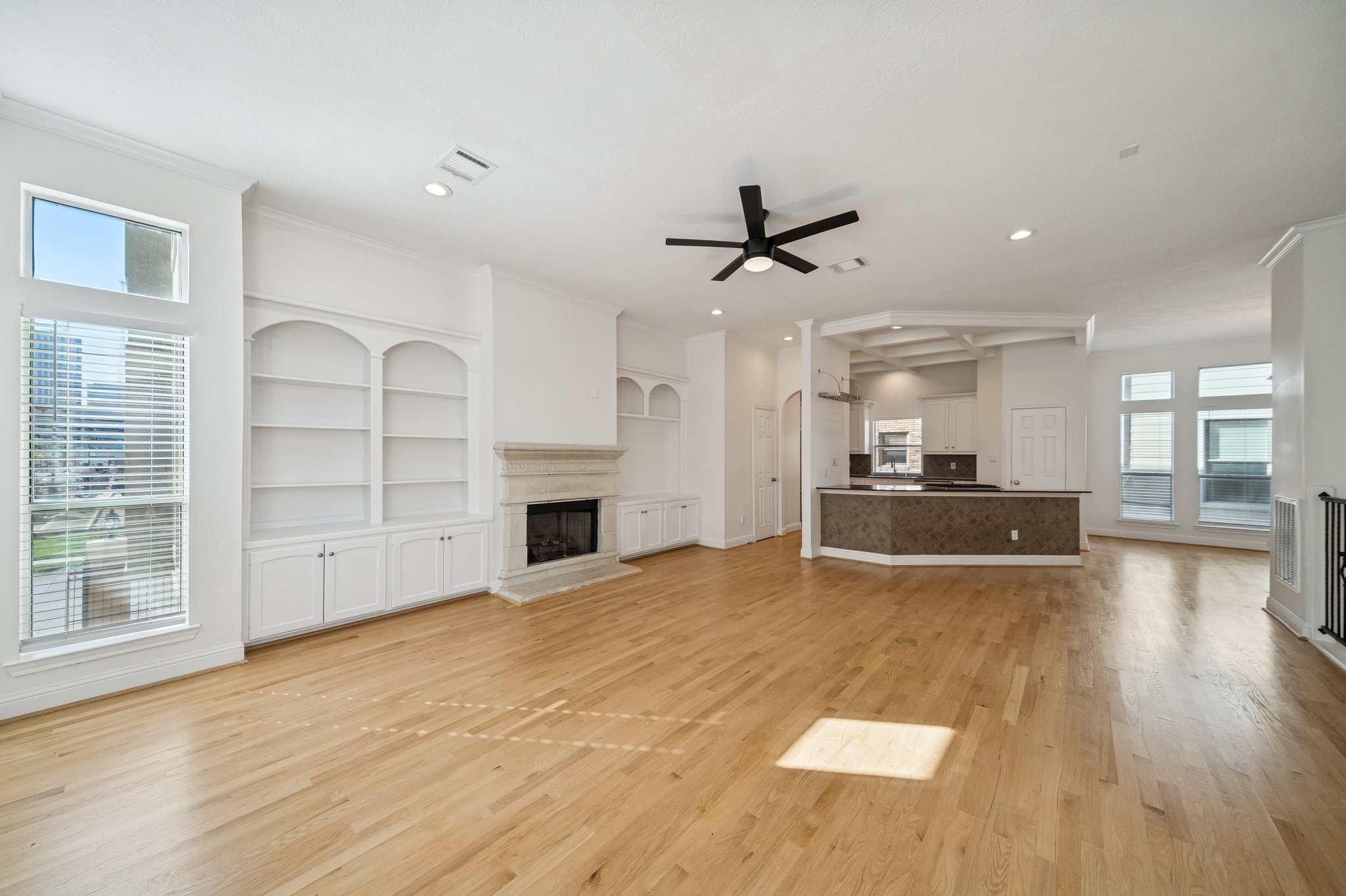 1304 Dart St Unit E, Houston, TX 77007-008.jpg
