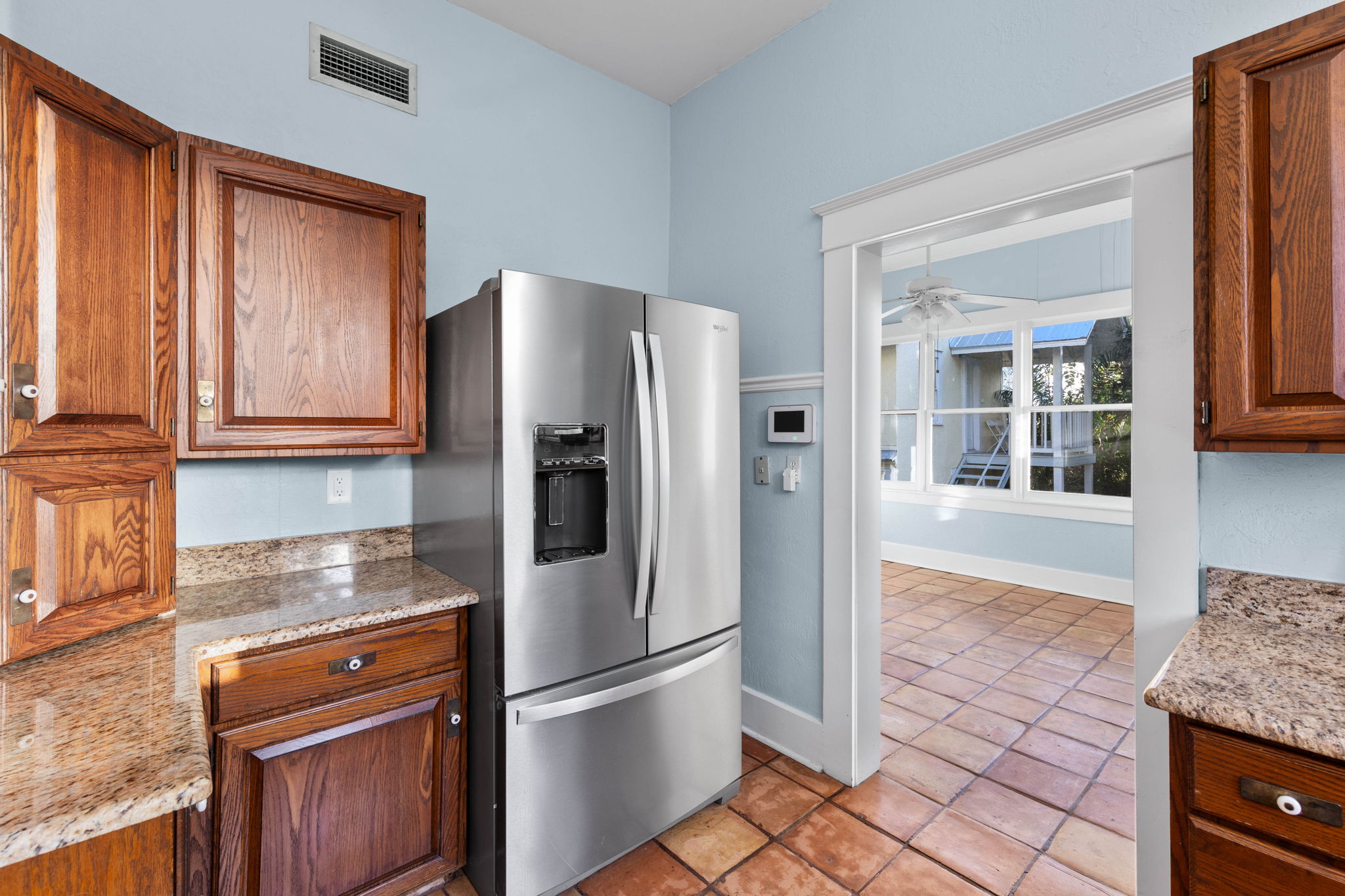 Kitchen (3) - Reshoot