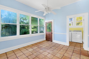 Breakfast Room 1-2