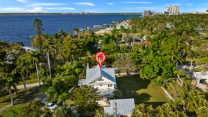 Aerial (4) Marker