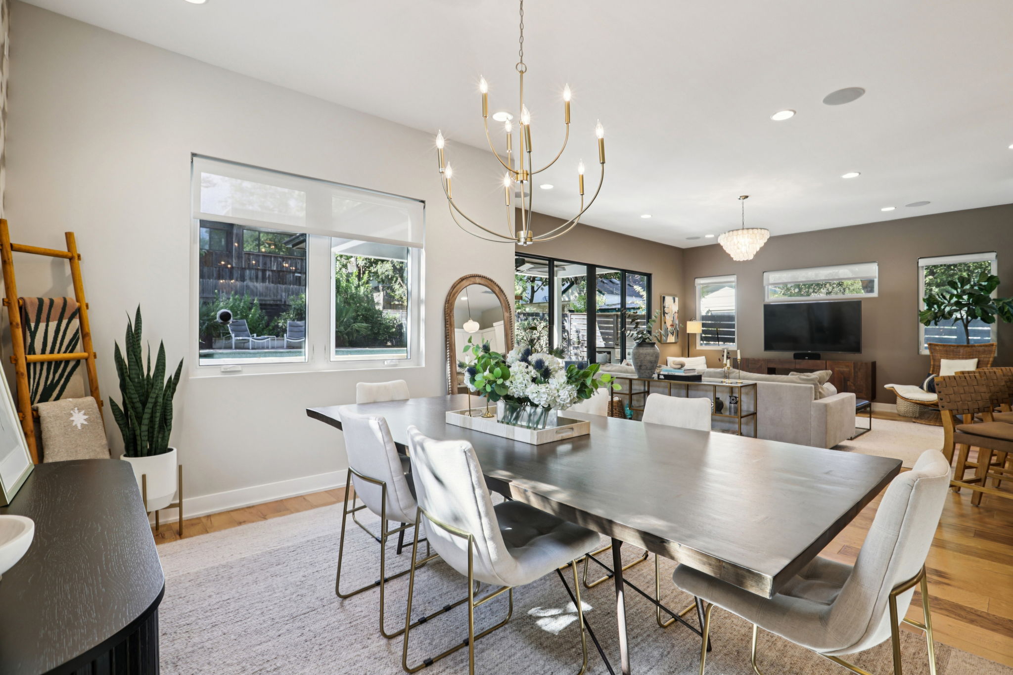 Oxford Ave-S2709-021