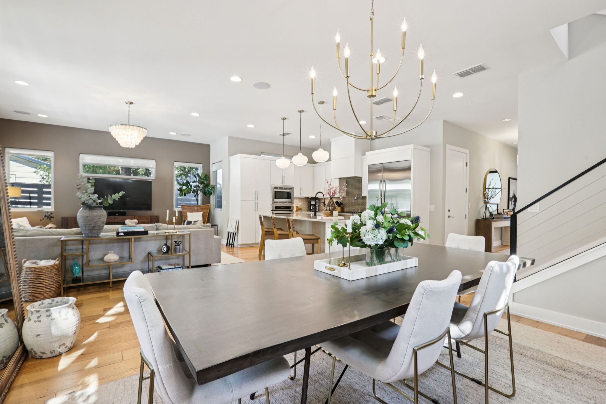 Oxford Ave-S2709-022