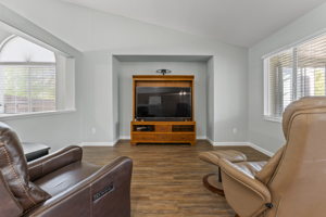 1304 Rincon Dr, Sparks, NV 89436, USA Photo 12