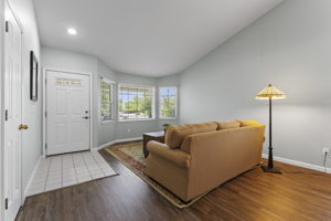 1304 Rincon Dr, Sparks, NV 89436, USA Photo 4