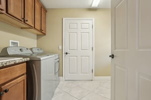 Zombar Pl-1405-037.jpg