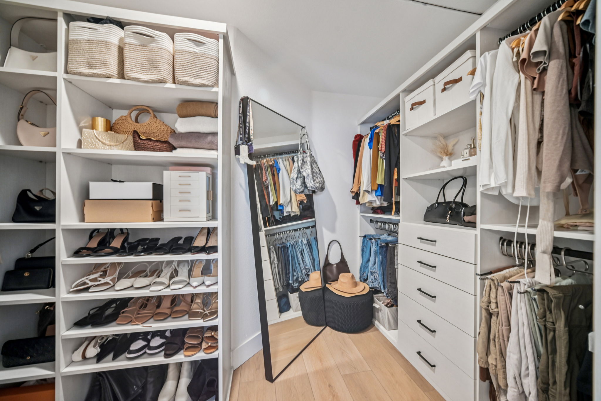 Mesa Verde Way-S0801-030rr