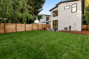  Photo 37