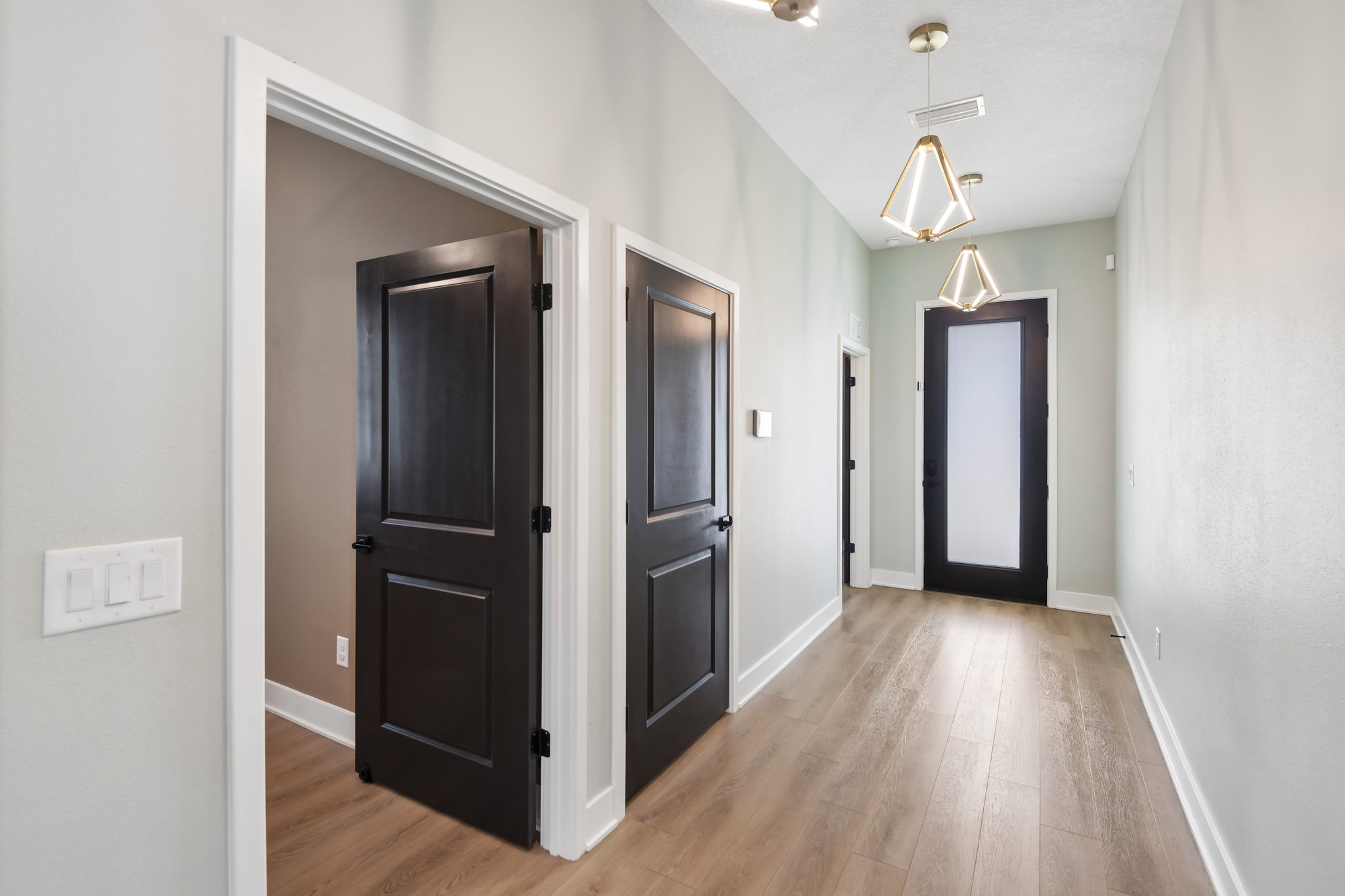 Ahoy Ave-S2608-019.jpg