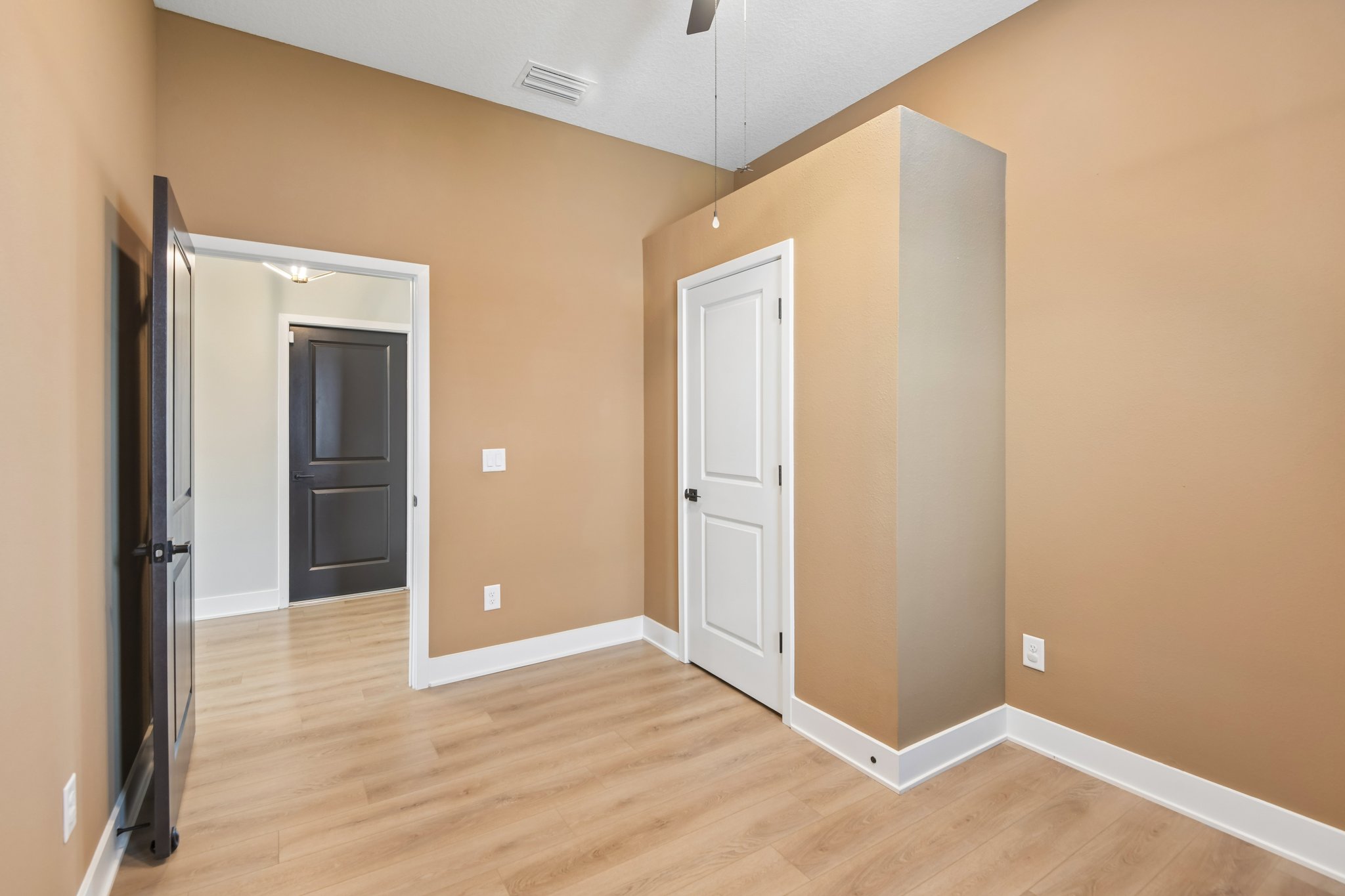 Ahoy Ave-S2608-024.jpg