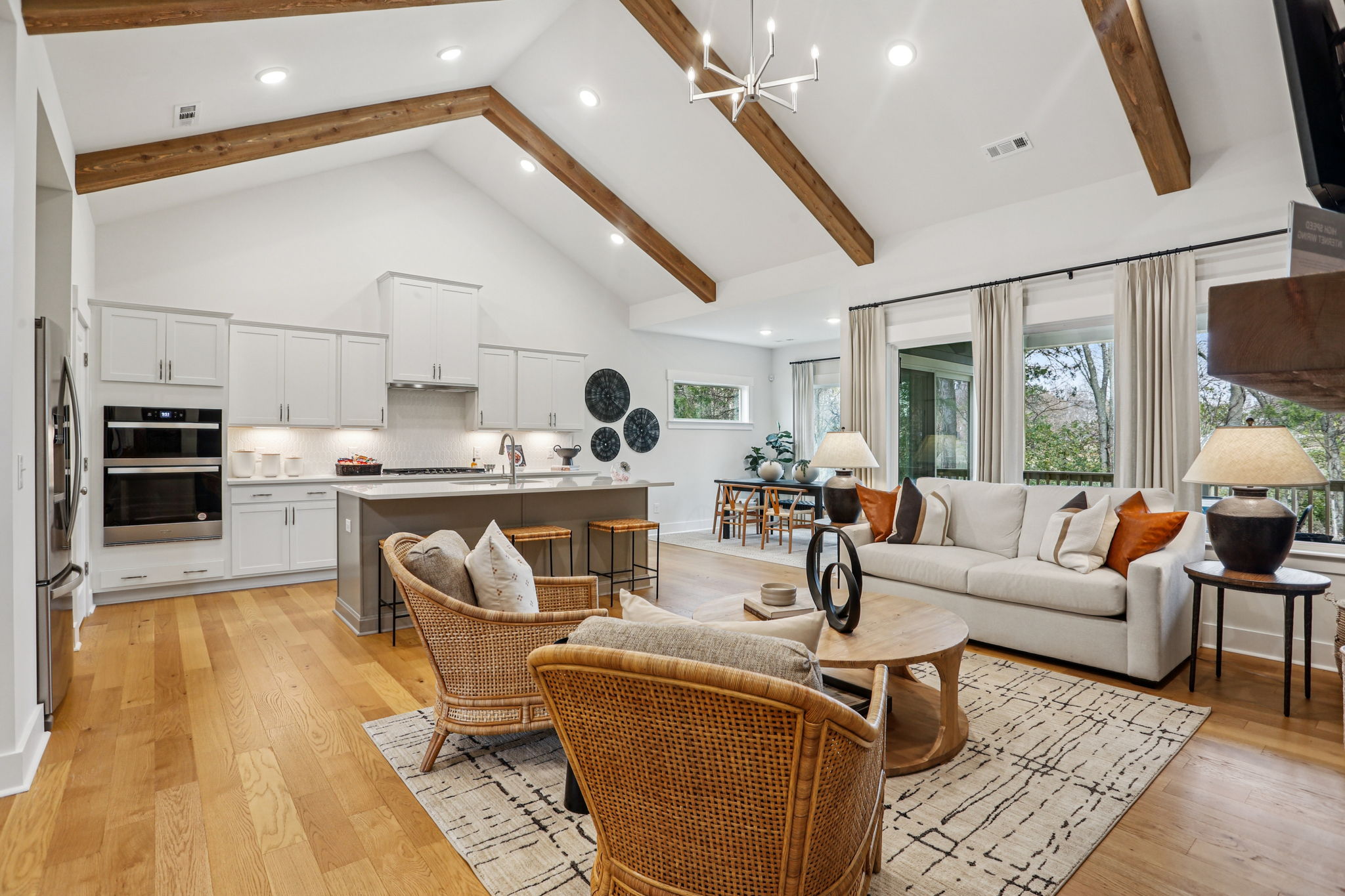 1305 Ashton Park Dr-S2511-  011