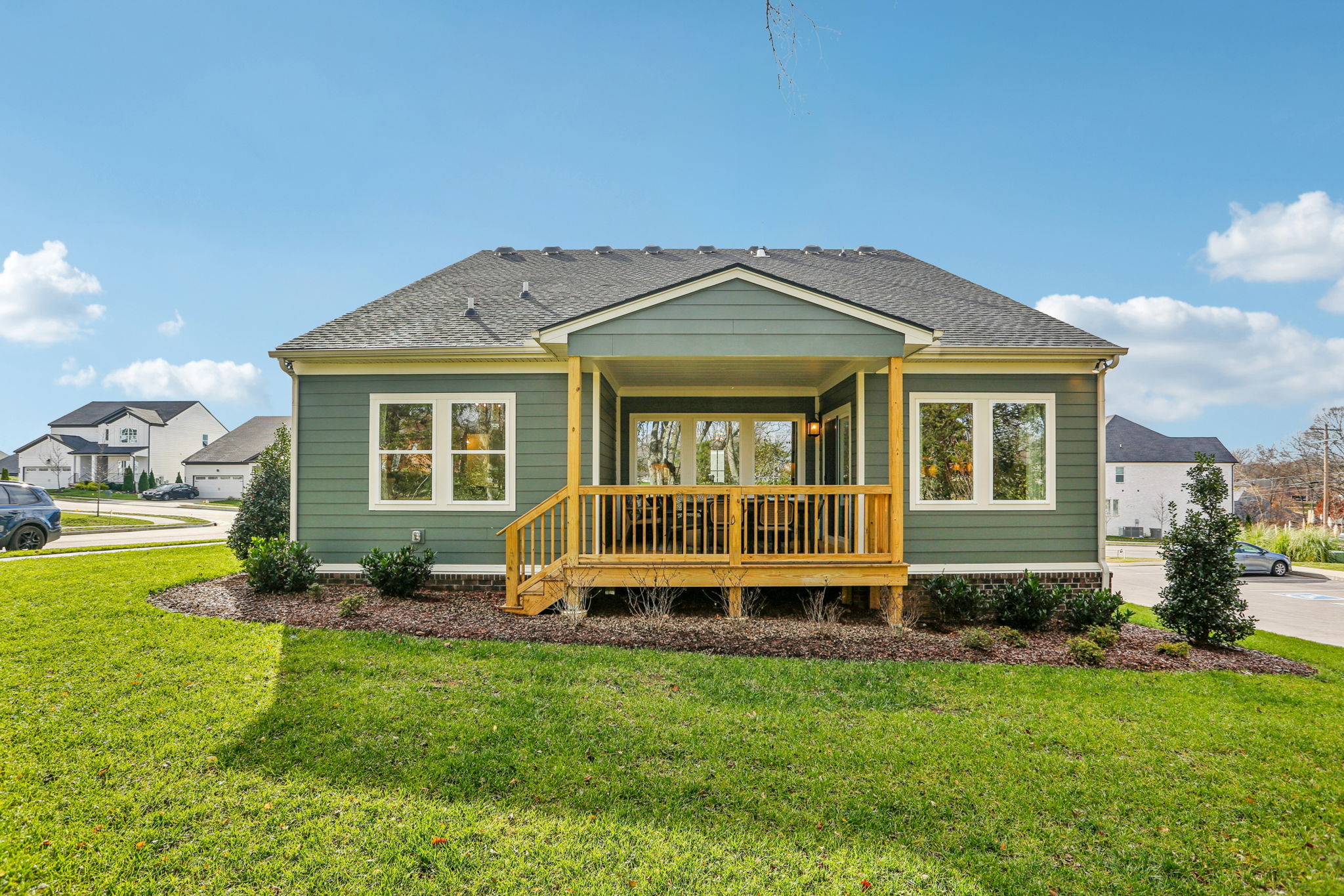 1305 Ashton Park Dr-S2511-  041