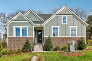 1305 Ashton Park Dr-S2511-  001