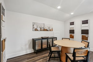 1305 Ashton Park Dr-S2511-  032