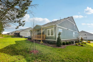 1305 Ashton Park Dr-S2511-  042