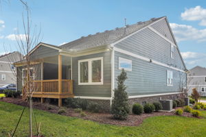 1305 Ashton Park Dr-S2511-  043