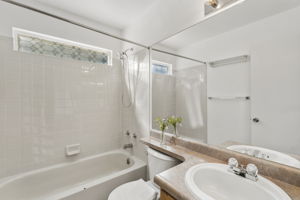 Upper Level Full Bathroom
