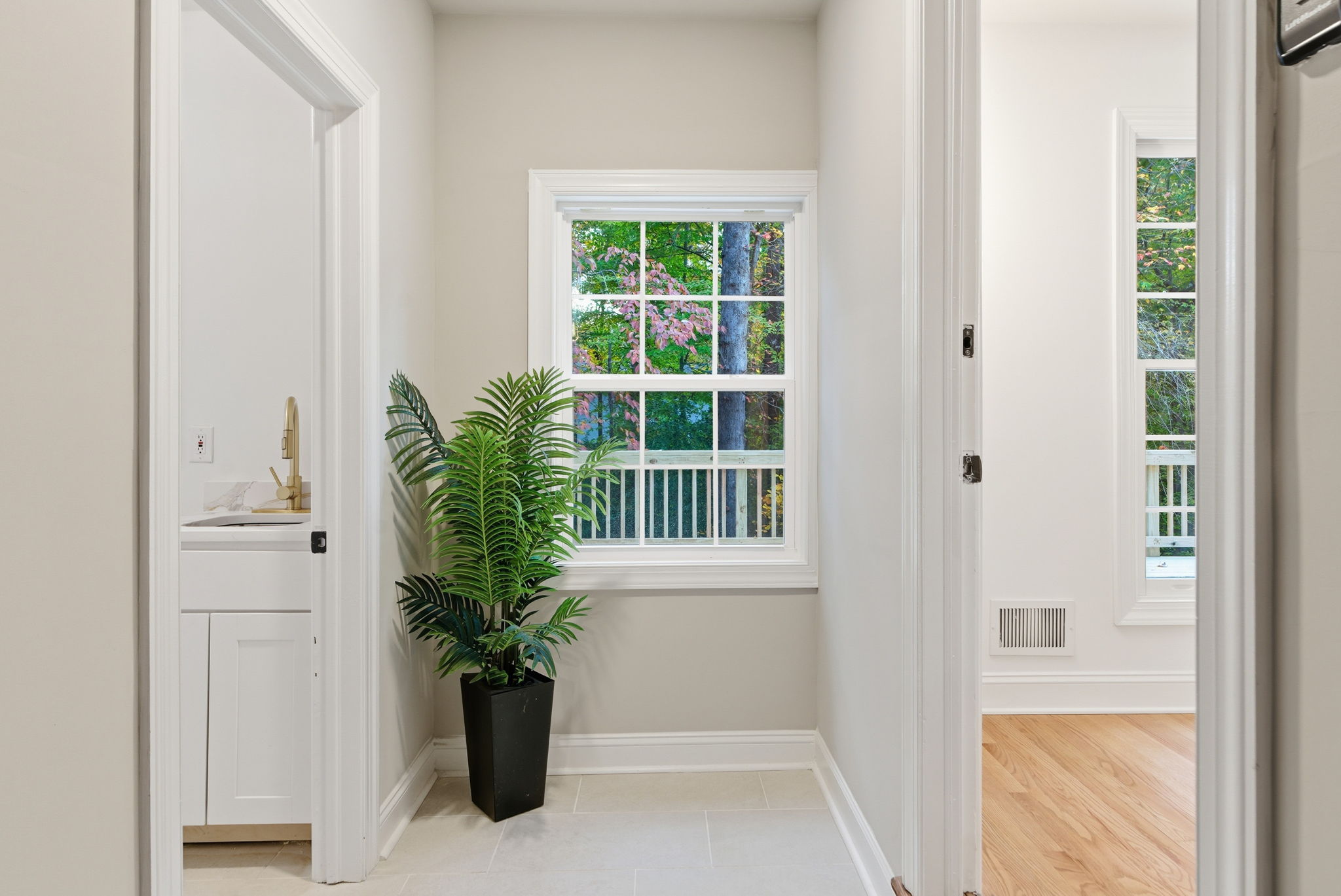 1305 Glen Eden Drive-53