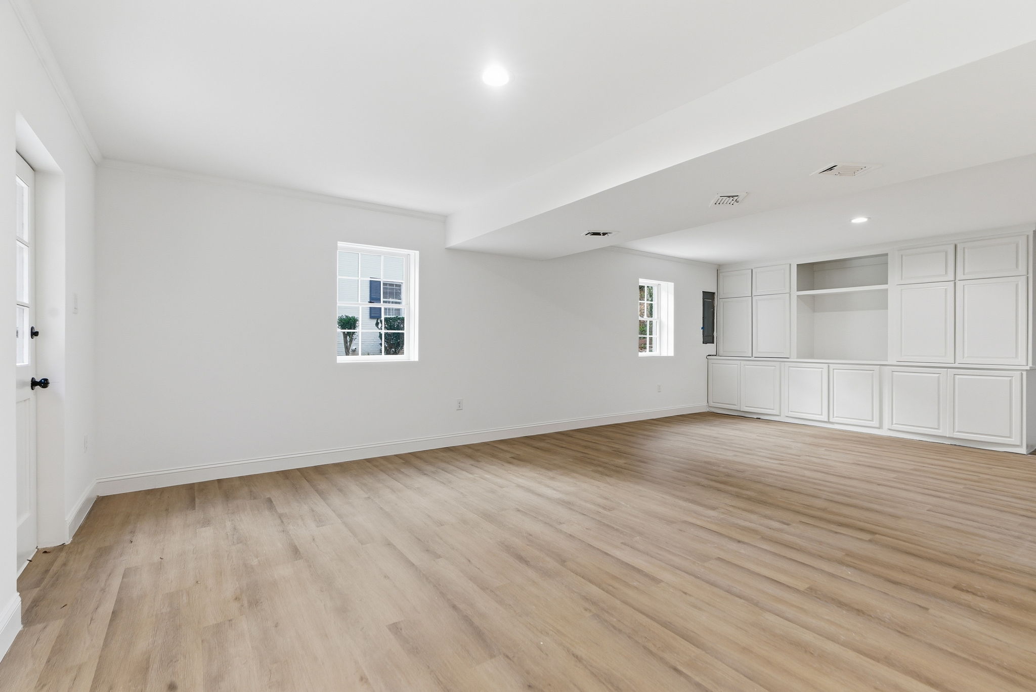 1305 Glen Eden Drive-67