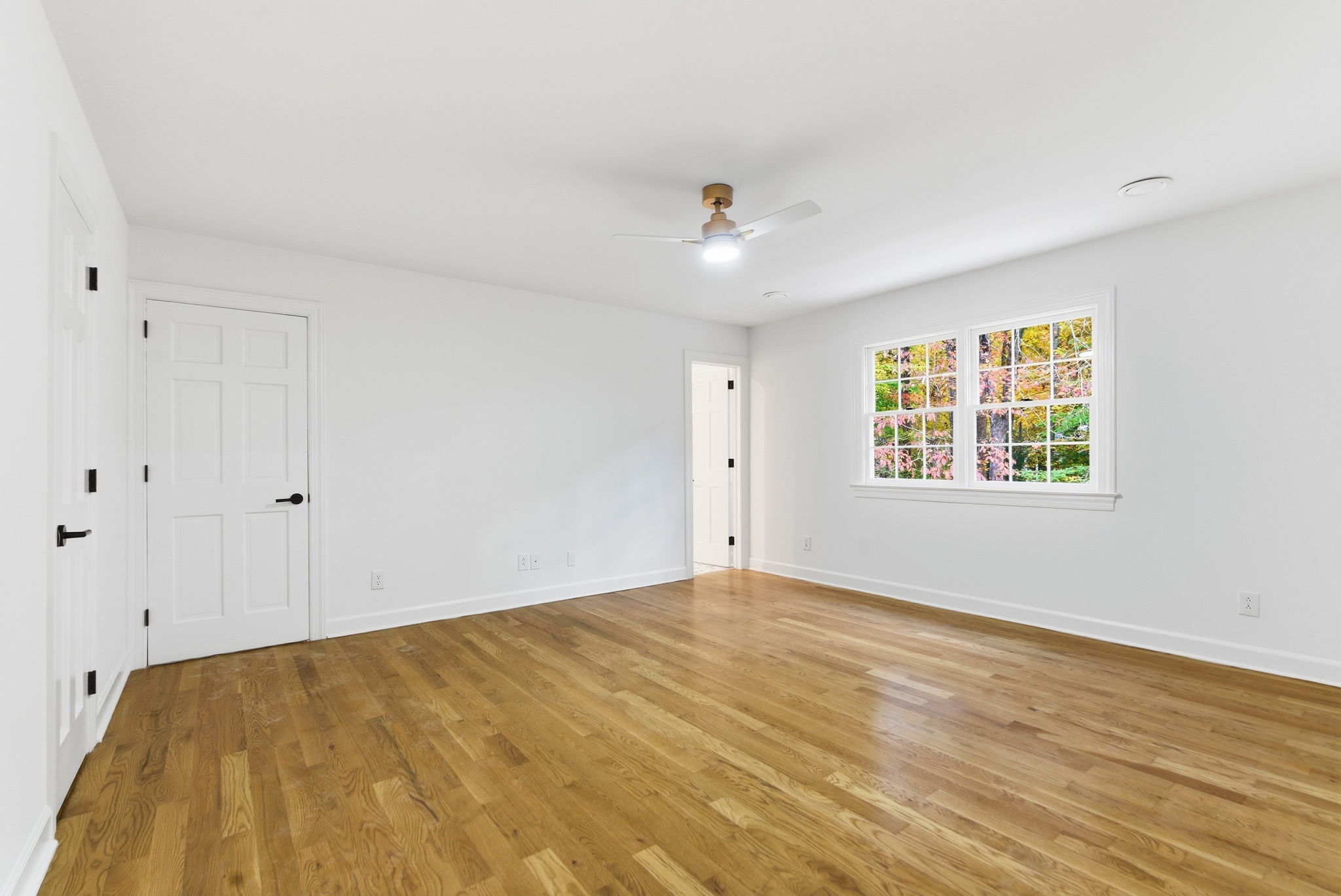 1305 Glen Eden Drive-76