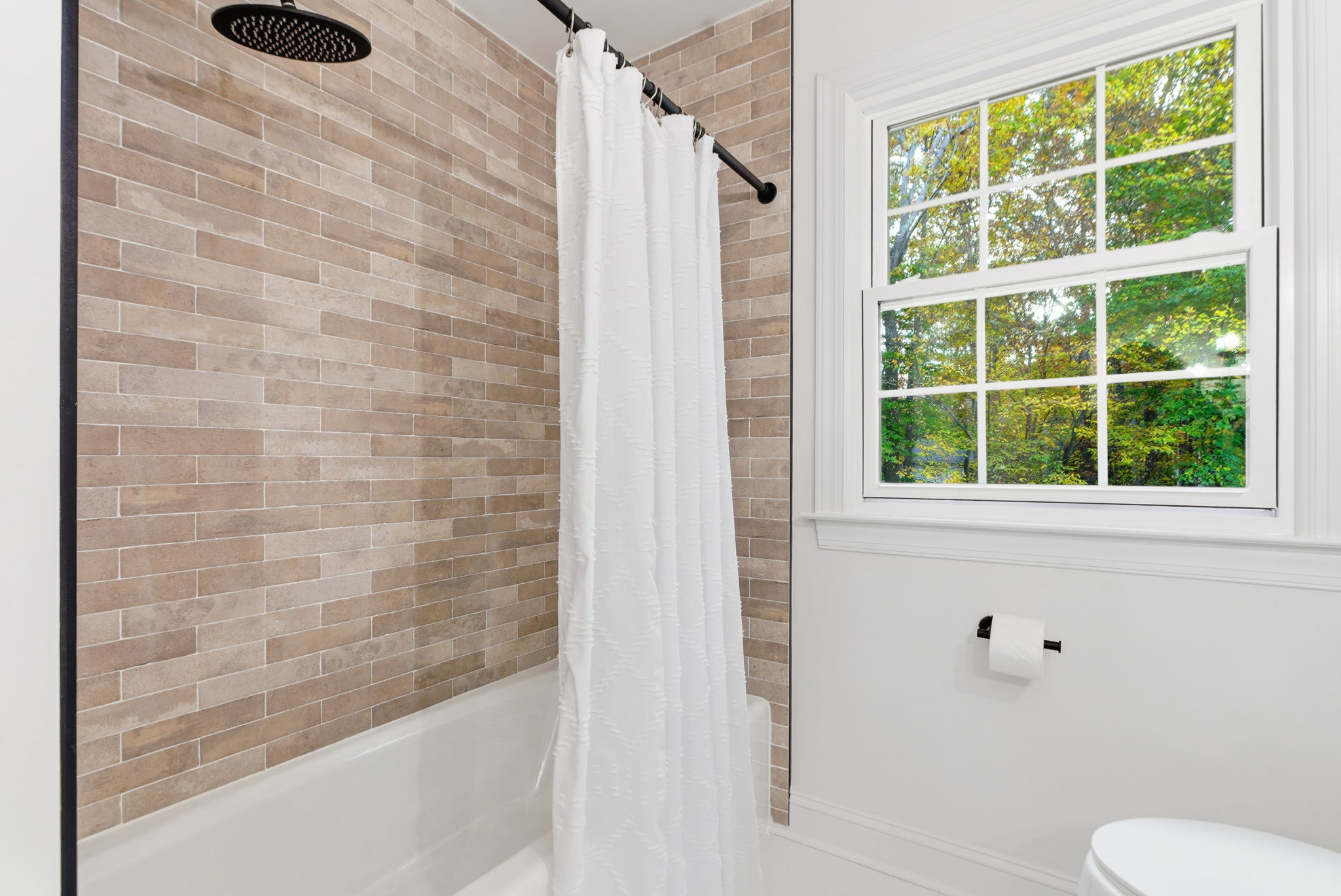 1305 Glen Eden Drive-86