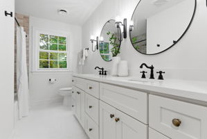 1305 Glen Eden Drive-84