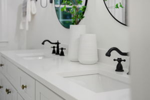 1305 Glen Eden Drive-85