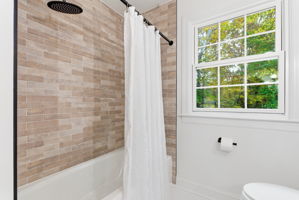 1305 Glen Eden Drive-86