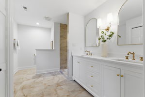 1305 Glen Eden Drive-96