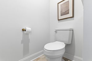 1305 Glen Eden Drive-99