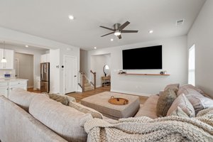  Photo 7