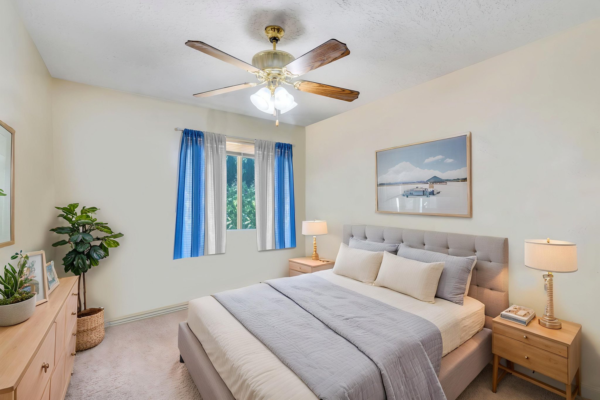 2-print-DSC03461 virtually staged.jpeg