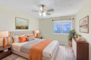 3-print-DSC03464 virtually staged.jpeg