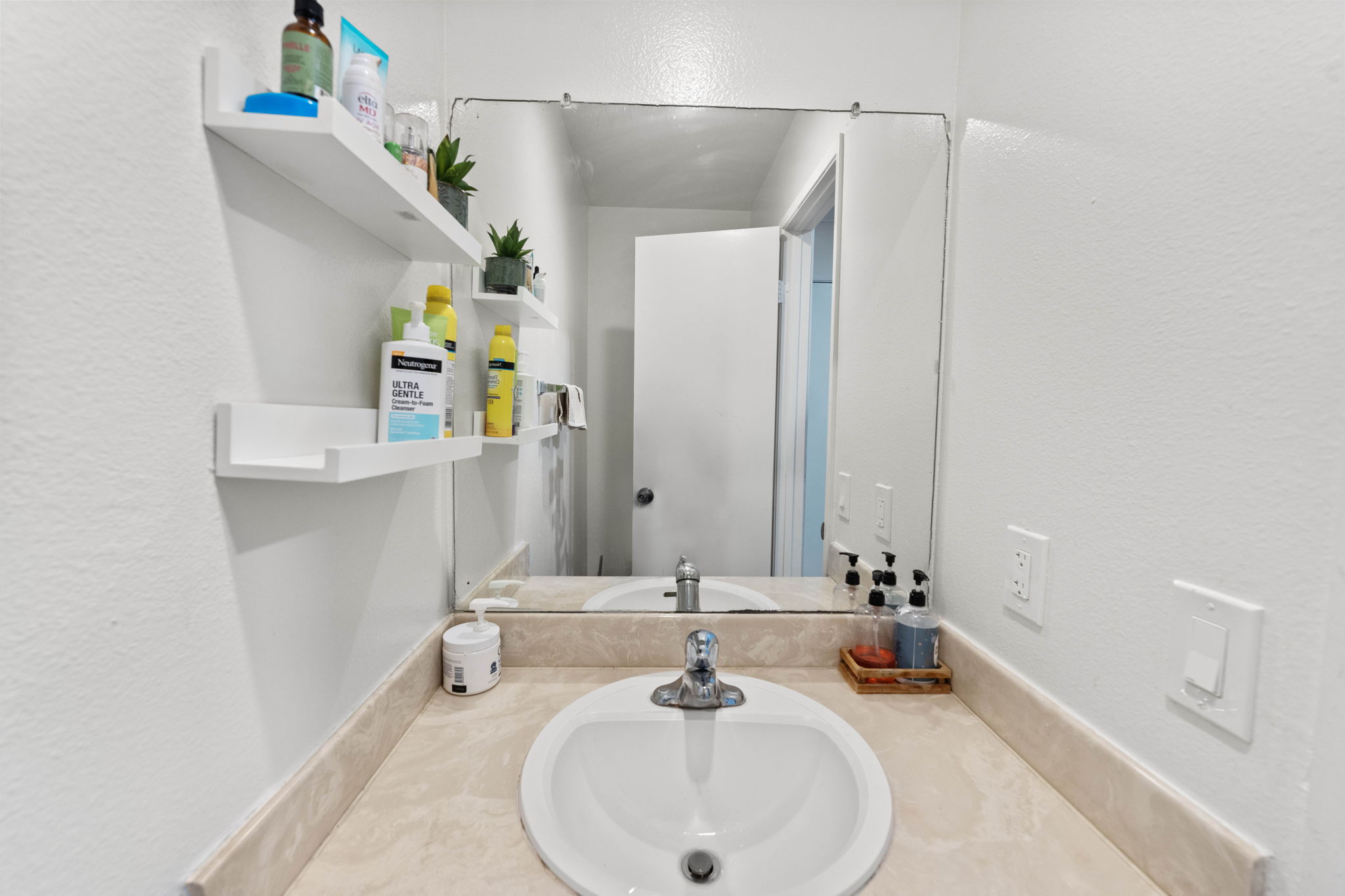 1305 Oakdale Ave, El Cajon, CA 92021