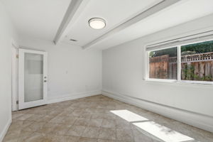 021_F8_1305 Pernich Ct