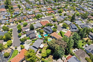 013_F8_AERIAL_1305 Pernich Ct