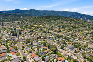 015_F8_AERIAL_1305 Pernich Ct