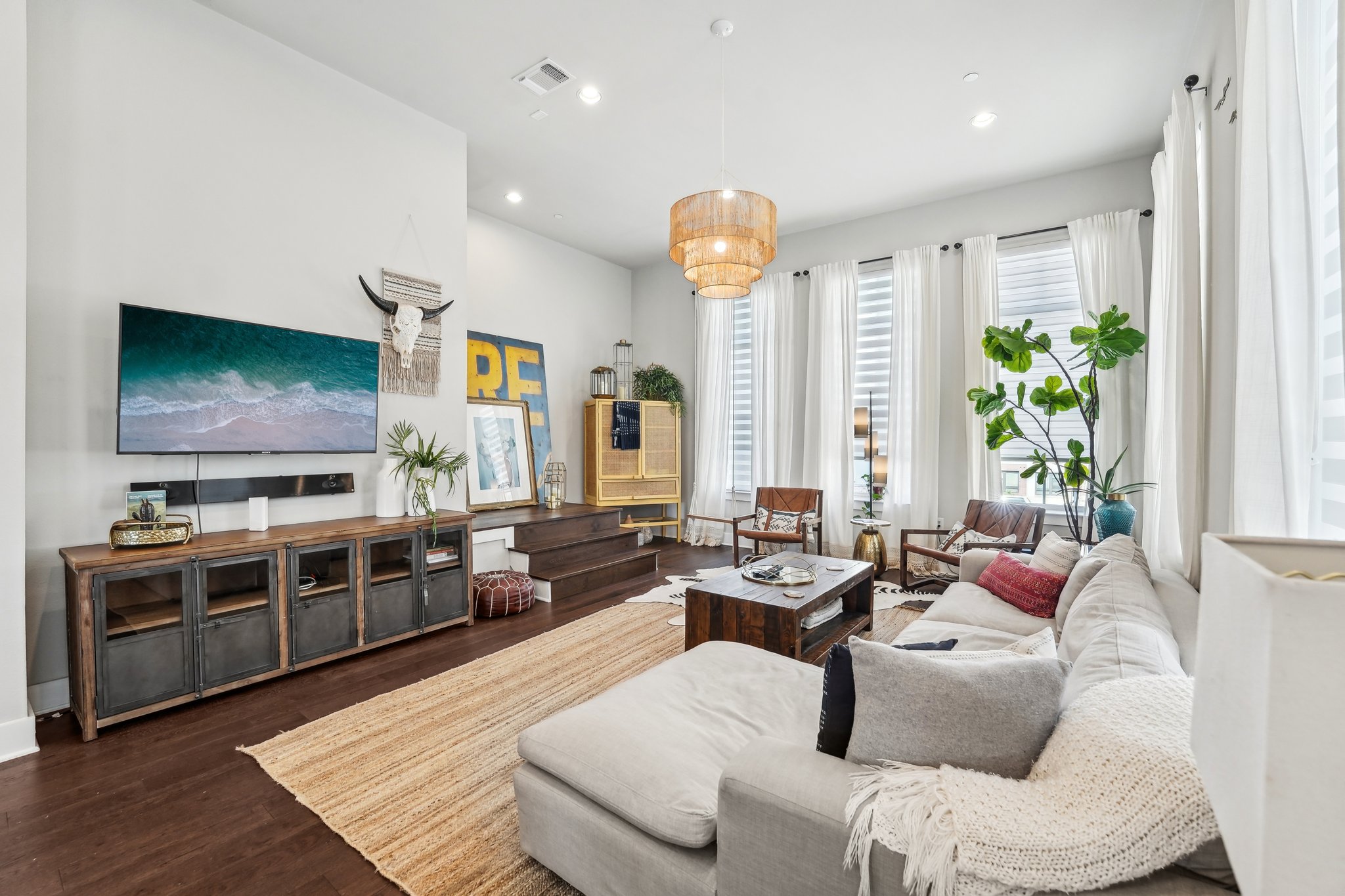 Town Creek Dr 11-26032025-004.jpg