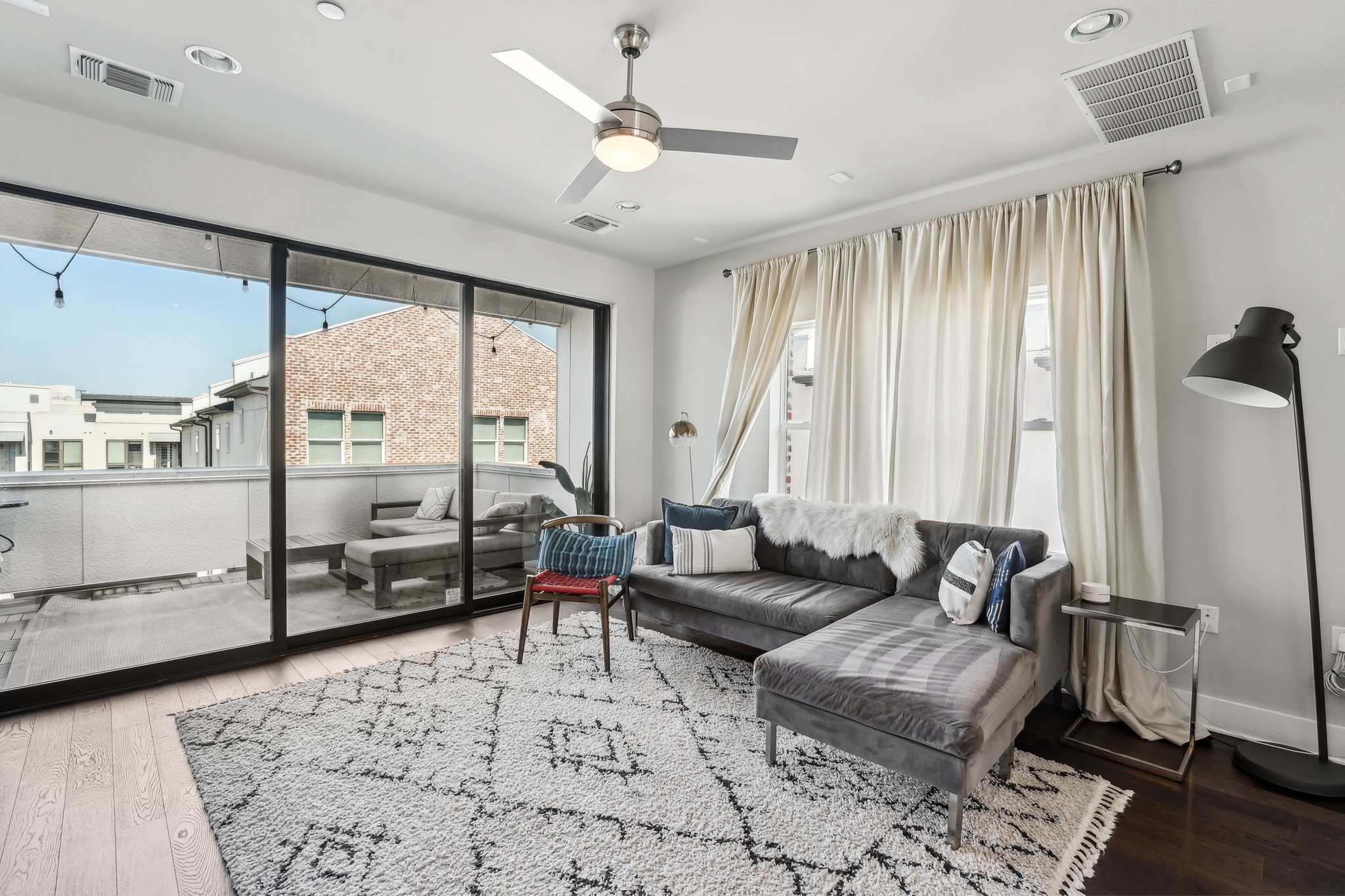 Town Creek Dr 11-26032025-025.jpg