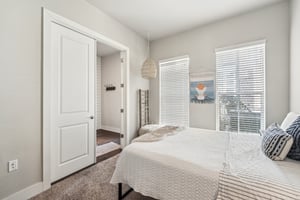 Town Creek Dr 11-26032025-014.jpg