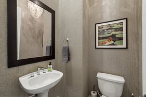 Town Creek Dr 11-26032025-031.jpg