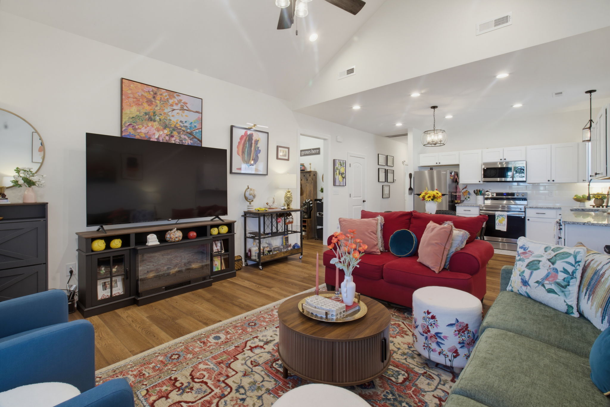 1305 Whitsett St-9