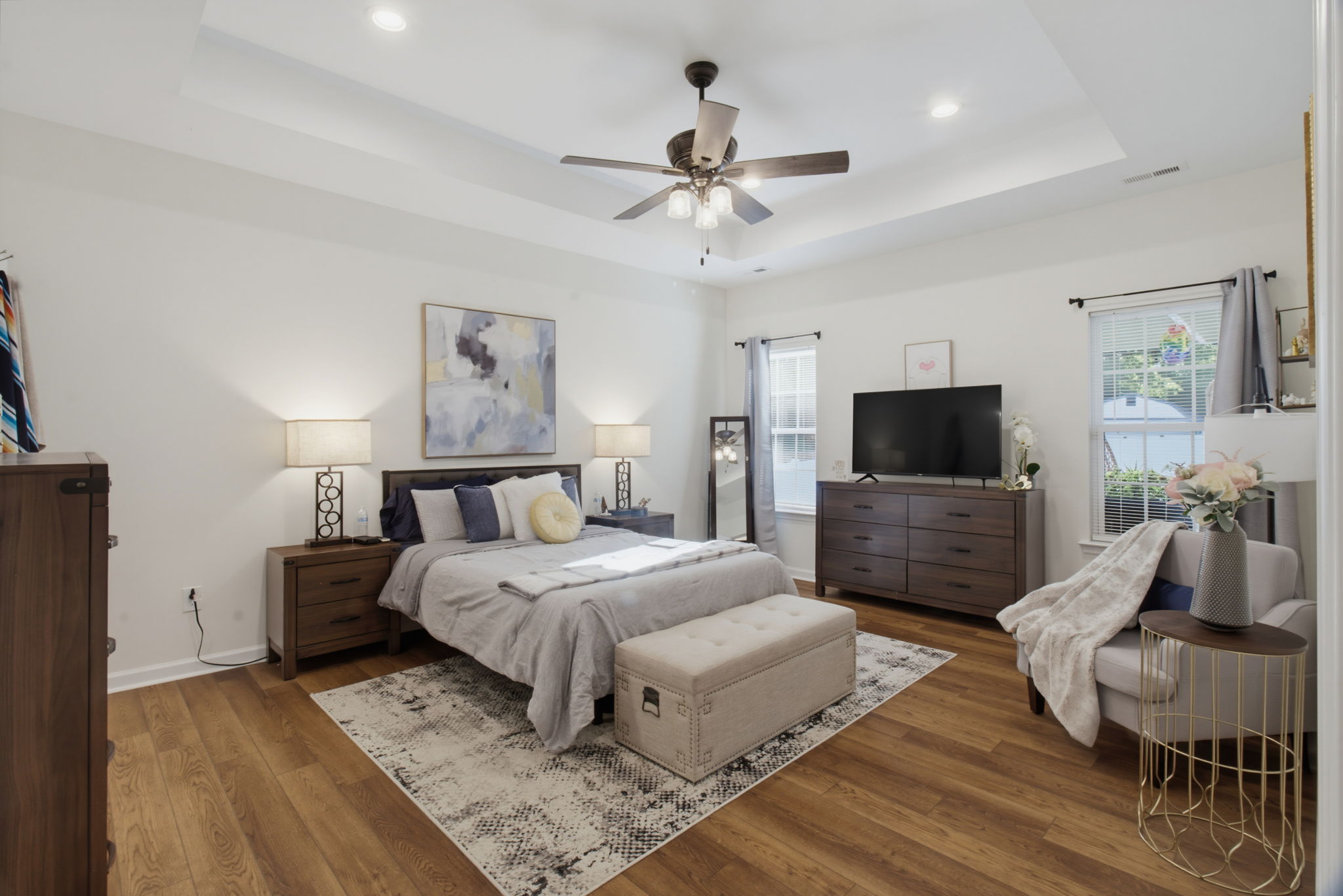 1305 Whitsett St-15